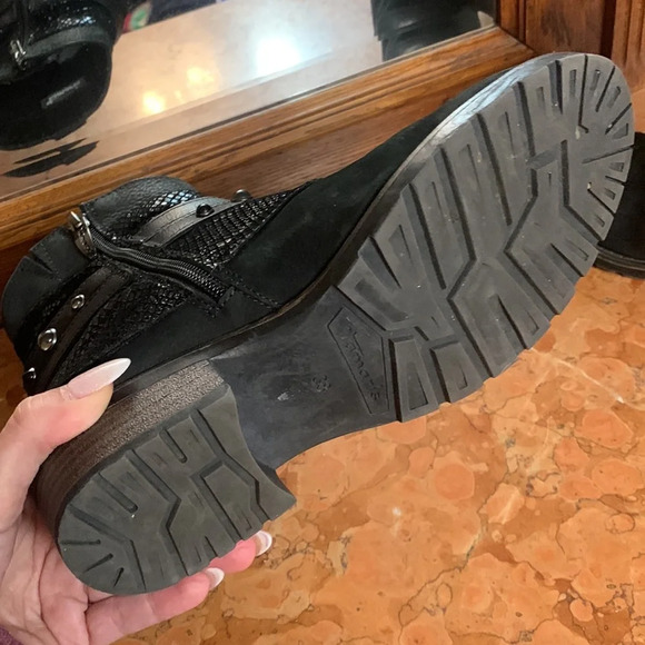 TAMARIS Matmix Western Studded Ankle Booties Boots 7 - Picture 7 of 7